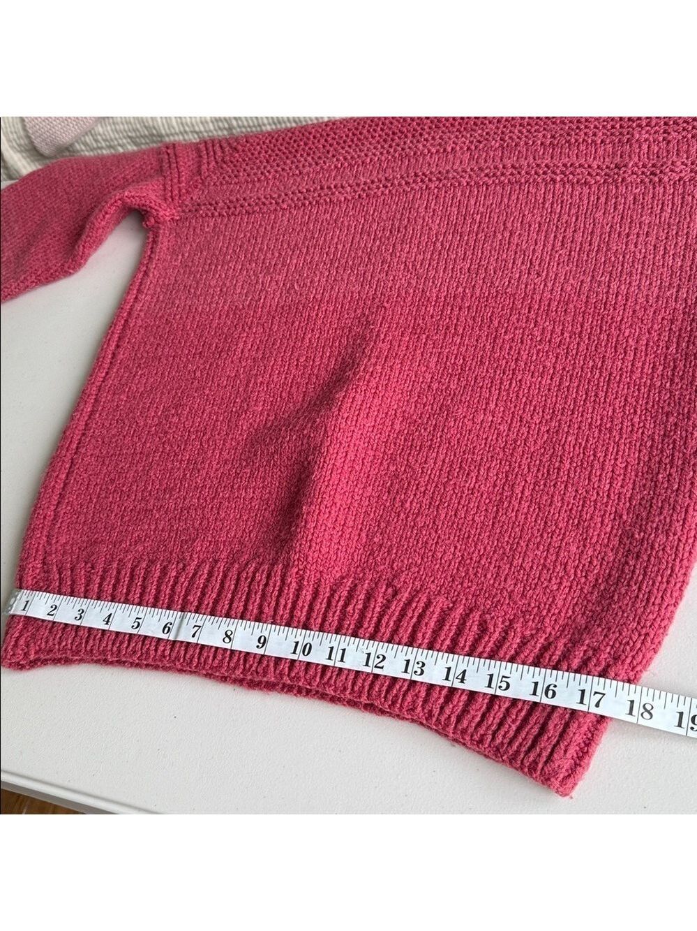 Hand-Knit Wool Sweater Raspberry Pink - Picture 11 of 14
